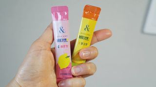 비타앤C 레몬맛, 망고맛 — 5점을 준 리뷰어가 2021년 5월 올린 사용 사진