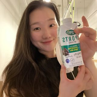 셀렉스스포츠 셀렉스 스포츠 드링크 초콜릿 _ 330ml x 12팩 — 5점을 준 리뷰어가 2021년 11월 올린 사용 사진