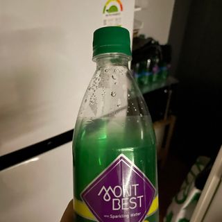 몽베스트 Montbest with Sparkling water Plain 20병 — 5점을 준 리뷰어가 2022년 9월 올린 사용 사진