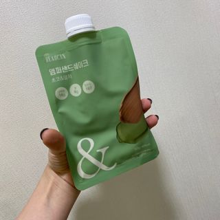 [뷰캔] 건강한 식사대용 앰퍼샌드 단백질 쉐이크 초코&말차 50g — 5점을 준 리뷰어가 2022년 6월 올린 사용 사진