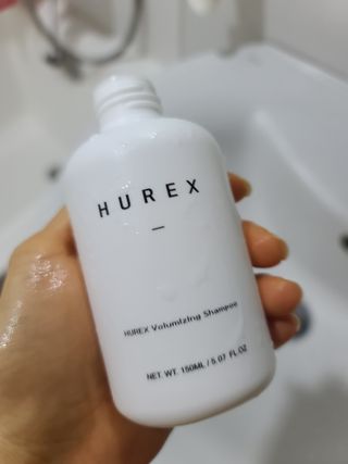 [HUREX] 휴렉스 볼류마이징 탈모완화 기능성 샴푸 150ml x 2개 — 5점을 준 리뷰어가 2021년 9월 올린 사용 사진