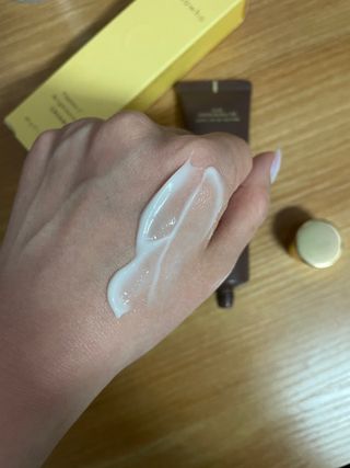 산다화 비타민C 화이트닝 크림 — 5점을 준 리뷰어가 2023년 5월 올린 사용 사진