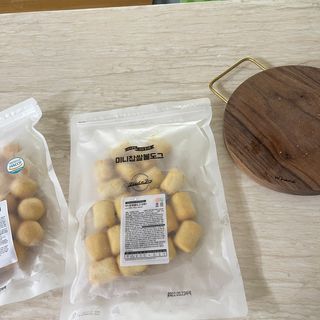 Dog&Ball 독앤볼 [Dog&Ball] 미니찹쌀볼도그 찹쌀치즈볼 — 5점을 준 리뷰어가 2021년 9월 올린 사용 사진