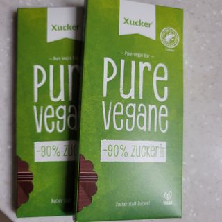 당류2g 자일리톨로 단맛을낸 슈카 퓨어비건 무설탕초콜릿 Xucker vegan 2개입 — 5점을 준 리뷰어가 2021년 4월 올린 사용 사진