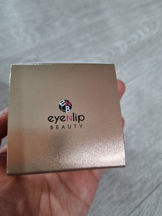 아이앤립 / EYENLIP 아이앤립 24K 골드 N 펩타이드 앰플 크림 — 5점을 준 리뷰어가 2021년 4월 올린 사용 사진