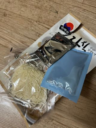 [한면원] 잔치국수 2인분 — 5점을 준 리뷰어가 2023년 4월 올린 사용 사진