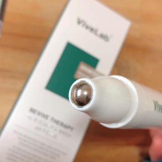 바이브랩 [탈모증상완화] 헤어라인 눈썹 두피앰플 — 4점을 준 리뷰어가 2022년 1월 올린 사용 사진