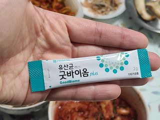 프리마인 유산균 국가지정연구소 선정, 살아있는 생유산균 200억 마리의 힘. 유산균n굿바이옴플러스 — 5점을 준 리뷰어가 2021년 12월 올린 사용 사진