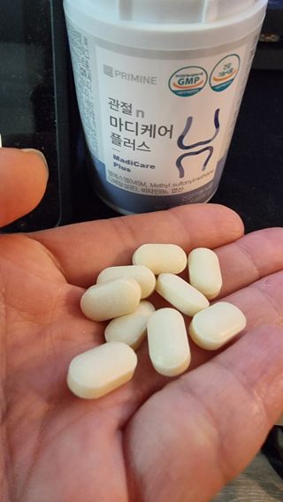 프리마인 평생 써야하는 관절의 건강을 위한 완벽설계 솔루션 관절n마디케어 플러스 120정 — 4점을 준 리뷰어가 2022년 8월 올린 사용 사진