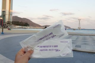 데일리브레스황사마스크KF94대형 데일리브레스 황사방역마스크 KF94 대형 — 5점을 준 리뷰어가 2021년 4월 올린 사용 사진