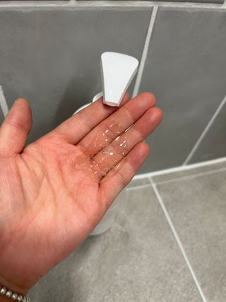 프리[닥터문] 유산균 락토케어 질경초 여성청결제 1000ml (젤타입) — 4.5점을 준 리뷰어가 2022년 6월 올린 사용 사진