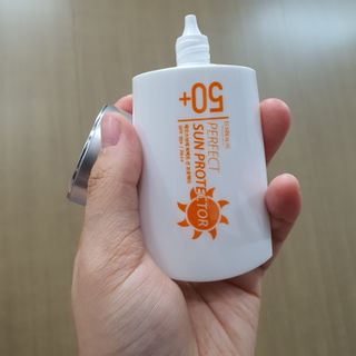 약손명가코스메틱 에오스보떼 퍼펙트 선 프로텍터 선크림 / 인_아웃 스킨 핏 비비크림 세트 구성 — 5점을 준 리뷰어가 2021년 6월 올린 사용 사진