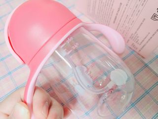 유비맘 트라이탄 코니빨대컵_컬러 랜덤 발송 — 4.5점을 준 리뷰어가 2021년 1월 올린 사용 사진
