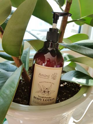 아미니 플라워테라피 바디로션  500ml 시리즈 — 5점을 준 리뷰어가 2021년 1월 올린 사용 사진