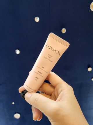 러브모아 향수 고체향수 승무원 고체향수 바르는 향수 니치향수 도손 우드세이지 앤 씨솔트 — 5점을 준 리뷰어가 2022년 12월 올린 사용 사진