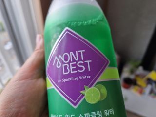 몽베스트 Montbest with Sparkling water Lime20병 — 5점을 준 리뷰어가 2021년 10월 올린 사용 사진