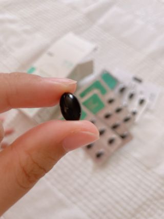 네이처셋 루테인 아스타잔틴 캡슐 1개월분 — 5점을 준 리뷰어가 2021년 6월 올린 사용 사진