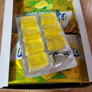 마요라 히말라야 솔트 캔디 2종-페퍼민트 맛, 라임민트 맛 — 5점을 준 리뷰어가 2023년 1월 올린 사용 사진