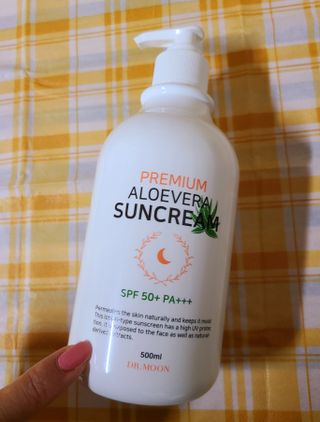 [닥터문] 프리미엄 알로에베라 선크림 500ml — 5점을 준 리뷰어가 2022년 5월 올린 사용 사진