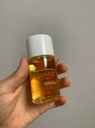 바이오오일 [바이오-오일] 스킨케어 오일 내추럴 60ml — 5점을 준 리뷰어가 2021년 6월 올린 사용 사진