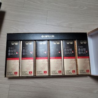 서울약사신협_투데이홍삼정플러스스틱_10g x 60포 — 5점을 준 리뷰어가 2021년 6월 올린 사용 사진