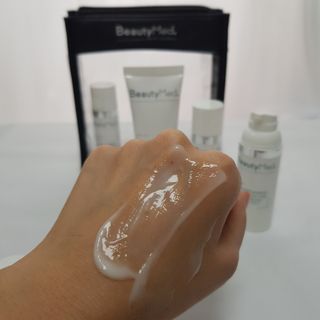 프랑스 뷰티메드 OFL 리밸런싱 케어 3종 키트 (OFL세럼 30ml & 딸라스파 어메니티 4종 증정) — 5점을 준 리뷰어가 2022년 9월 올린 사용 사진