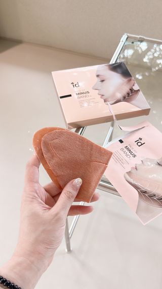 아이디플라코스메틱 아이디 페이스핏 마이너스 밴드 v2 — 5점을 준 리뷰어가 2022년 5월 올린 사용 사진