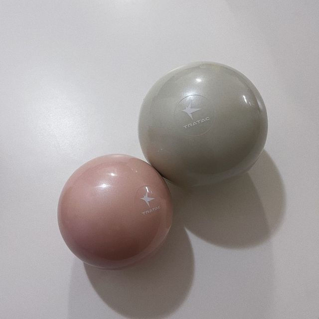 트라택 쿠셔닝 웨이트볼 0.5kg + 1kg SET 리뷰 사진