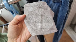 [쿠팡 구매평]페리엘 이염방지 시트세제 선물세트 1set 30매입x4개 — 5점을 준 리뷰어가 2025년 3월 올린 사용 사진