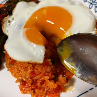 한성기업 무볼레 왕건더기 볶음밥 묵은지삼겹살 — 4점을 준 리뷰어가 2021년 10월 올린 사용 사진