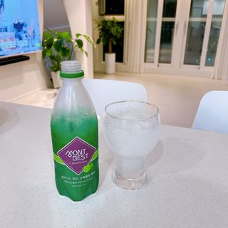 몽베스트 Montbest with Sparkling water Lime20병 — 5점을 준 리뷰어가 2022년 7월 올린 사용 사진