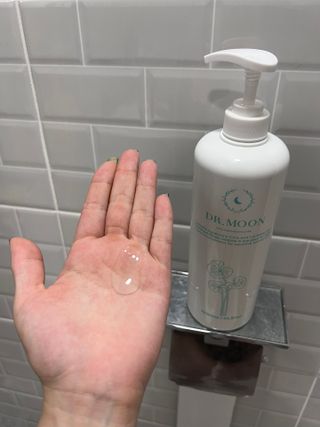 [닥터문] 센텔라 시카케어 화이트머스크 바디워시 1000ml — 4점을 준 리뷰어가 2023년 8월 올린 사용 사진