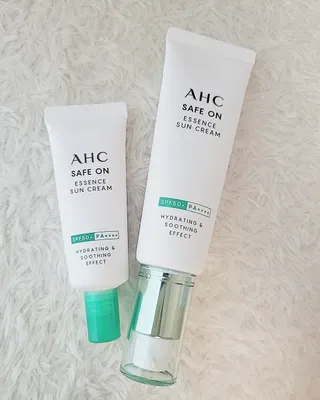 [AHC] 세이프온 에센스 선크림 올리브영 스페셜 증정 기획세트 — 5점을 준 리뷰어가 2022년 6월 올린 사용 사진