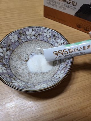 닥터s 멀티포스트바이오틱스 — 5점을 준 리뷰어가 2021년 3월 올린 사용 사진