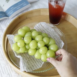 프리미엄 수출용 엘로아시스 샤인머스켓 특등품 1.5kg 2송이 — 5점을 준 리뷰어가 2021년 10월 올린 사용 사진