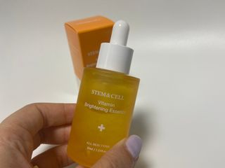 체르엠 스템앤셀 비타민 브라이트닝 에센스 30ml 1개 — 5점을 준 리뷰어가 2022년 3월 올린 사용 사진