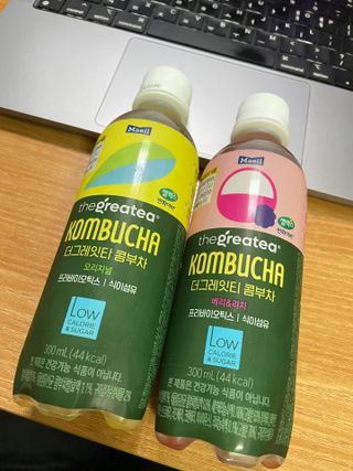 더그레잇티 콤부차 [매일유업] 더그레잇티 44kcal 콤부차 300ml *12개입 (오리지널 6개+베리리치 6개) — 4점을 준 리뷰어가 2023년 9월 올린 사용 사진
