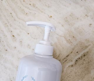 [닥터문] 센텔라 시카케어 화이트머스크 바디워시 1000ml — 5점을 준 리뷰어가 2023년 7월 올린 사용 사진