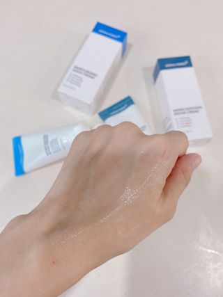 더마포레스트 마데카소사이드 리페어 크림,  모이스처라이징 아쿠아크림 — 5점을 준 리뷰어가 2021년 8월 올린 사용 사진