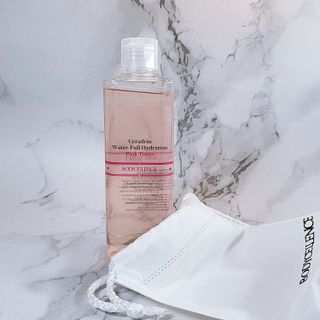 [바디셀런스] 속보습+사용감+향 모두 잡은 / 세라드린 속보습 핑크토너 300ml — 5점을 준 리뷰어가 2022년 3월 올린 사용 사진