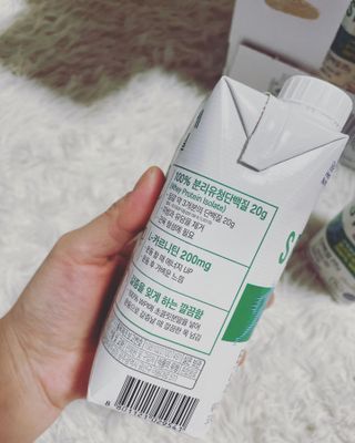 셀렉스스포츠 셀렉스 스포츠 웨이 프로틴 초콜릿 _ 330ml x 12팩 — 5점을 준 리뷰어가 2021년 4월 올린 사용 사진