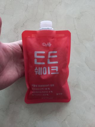 [덜다] 든든 식물성 단백질 쉐이크 40g X 7입 (곡물/딸기) — 5점을 준 리뷰어가 2023년 8월 올린 사용 사진