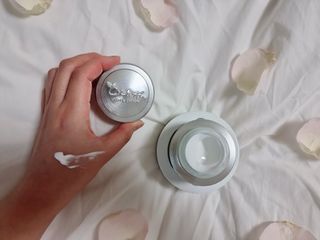 CRE8SKIN(크리에이트스킨) 화사한크림 — 5점을 준 리뷰어가 2022년 3월 올린 사용 사진