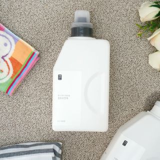 [생활공작소] 섬유유연제 + 세탁세제 1.5L 릴리향 — 3점을 준 리뷰어가 2021년 2월 올린 사용 사진