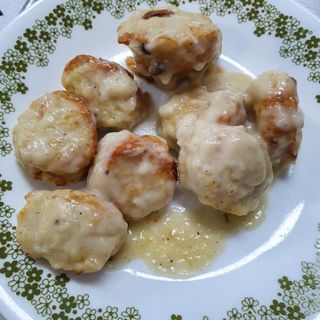 굽네몰 [굽네] 소스가 맛있는 닭가슴살 한입 볼 2종 8팩 — 5점을 준 리뷰어가 2021년 3월 올린 사용 사진
