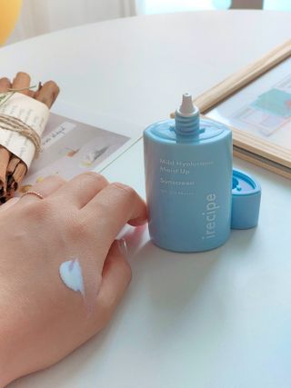 아이레시피 마일드 히알루로닉 모이스트 업 선스크린 SPF50+ PA++++ — 5점을 준 리뷰어가 2023년 6월 올린 사용 사진