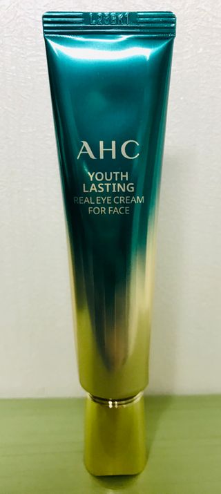 [NEW 탄력유턴 아이크림] AHC 유스 래스팅 리얼 아이크림 포 페이스 — 5점을 준 리뷰어가 2021년 1월 올린 사용 사진