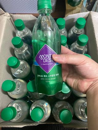몽베스트 Montbest with Sparkling water Plain 20병 — 5점을 준 리뷰어가 2022년 9월 올린 사용 사진
