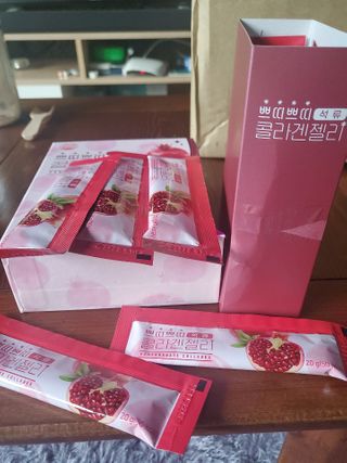 헬스업_쁘띠쁘띠석류콜라겐젤리_20g x 14포 — 4.5점을 준 리뷰어가 2020년 12월 올린 사용 사진
