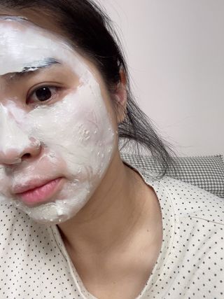마리엔메이 레몬 나이아신아마이드 글로우 워시오프 마스크팩 125g — 5점을 준 리뷰어가 2022년 4월 올린 사용 사진